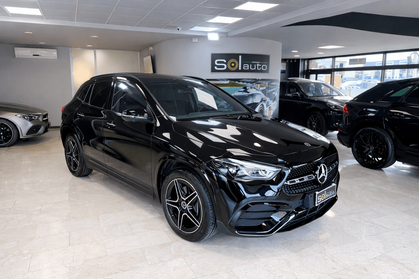 Mercedes GLA-H247 2023