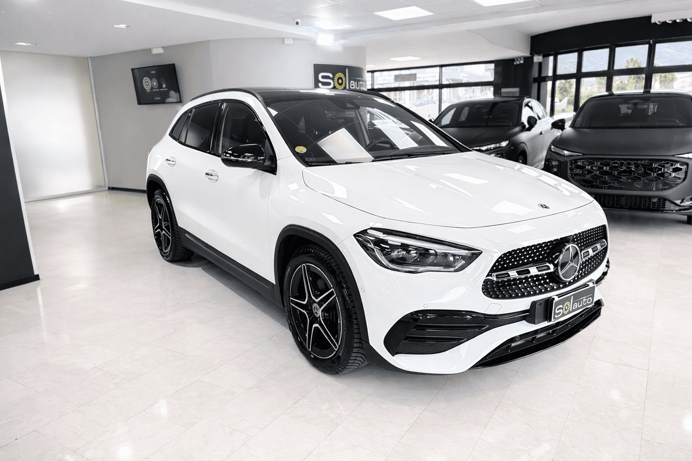 Mercedes GLA-H247 2020