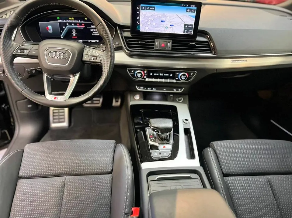 Audi SQ5 Sportback 3.0 tdi mhev quattro — fotografia 9 di 10