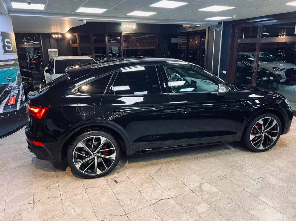 Audi SQ5 Sportback 3.0 tdi mhev quattro — fotografia 10 di 10